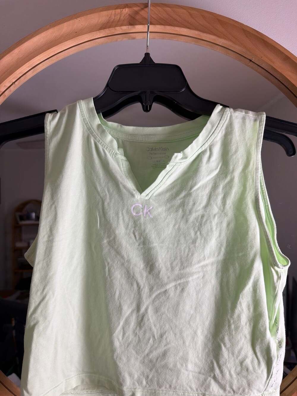 Calvin Klein Performance Light Green V-Neck Sleeveless Crop Tank Top XL
